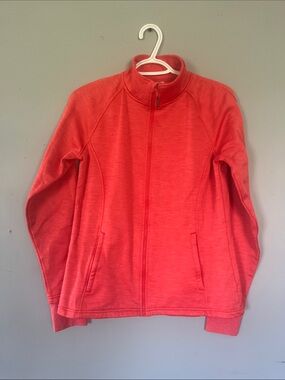 Woman’s Mondetta Coral Fleece Zip Sweater Medium